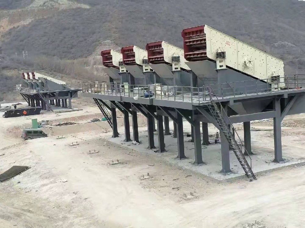 恒信实业承建安徽绩溪砂石线生产现场